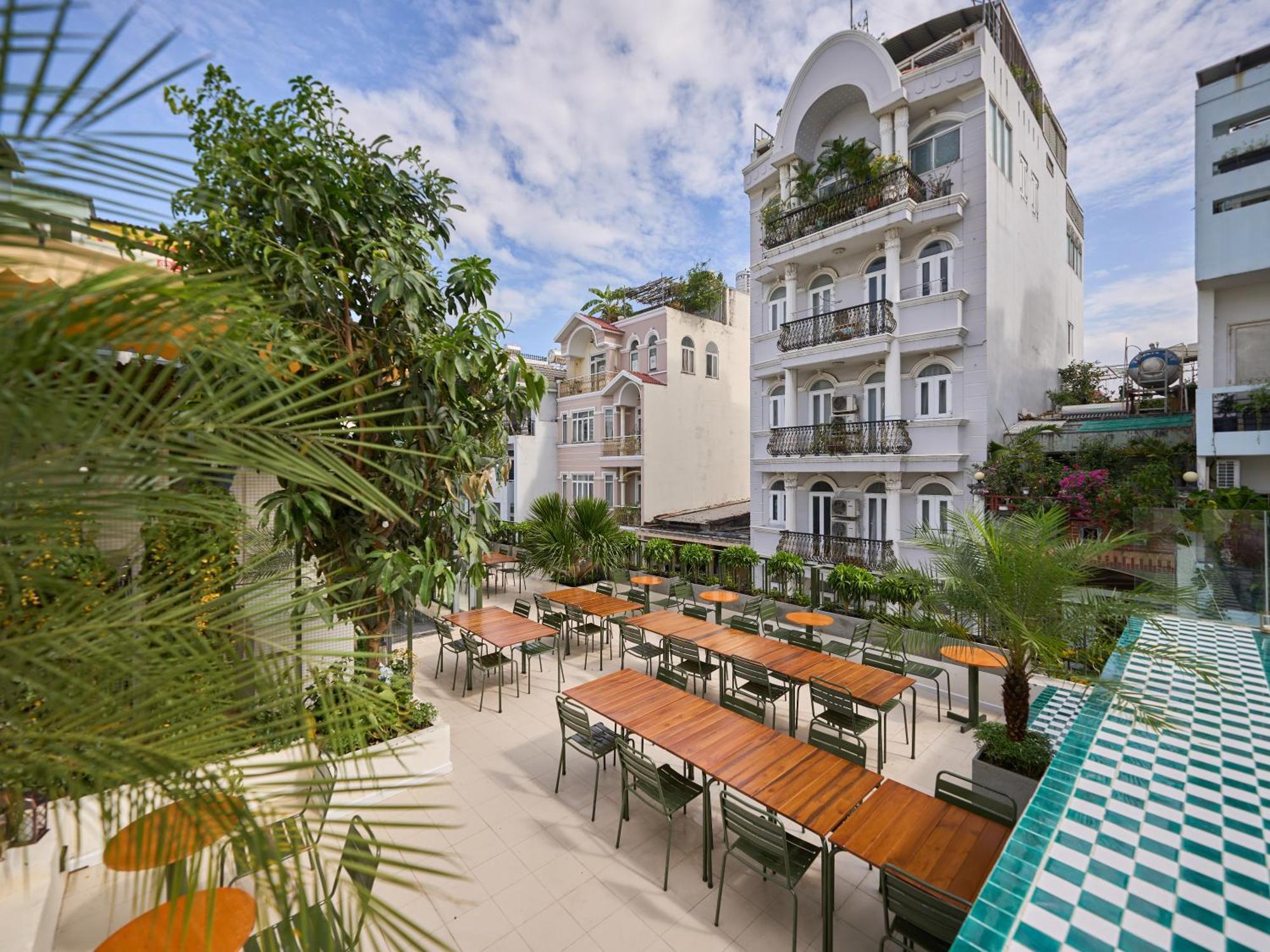 Apartment The Silk Lantern Saigon-tranquil With Private Rooftop For Group-free Laundry *