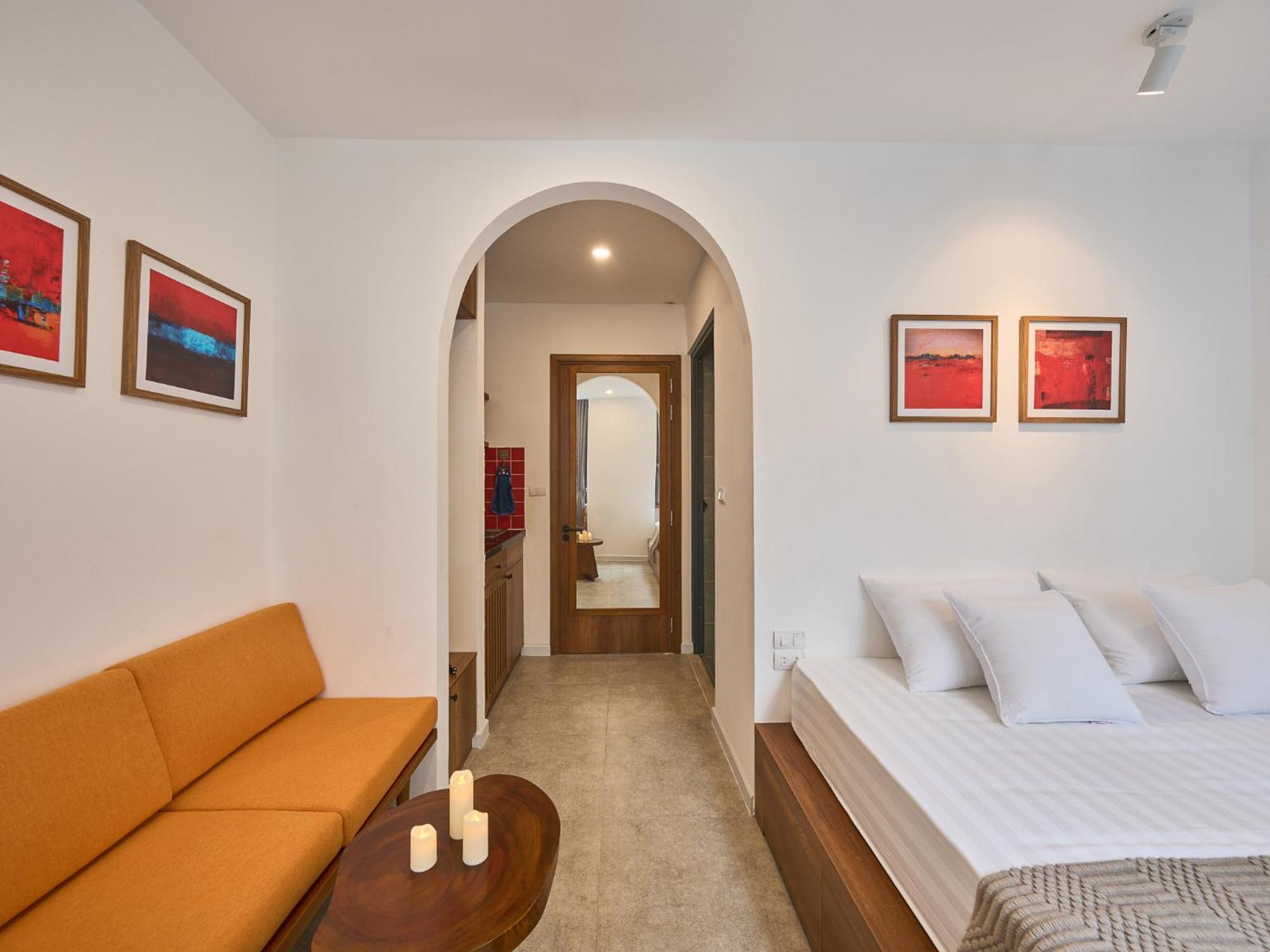 Apartment The Silk Lantern Saigon-tranquil With Private Rooftop For Group-free Laundry