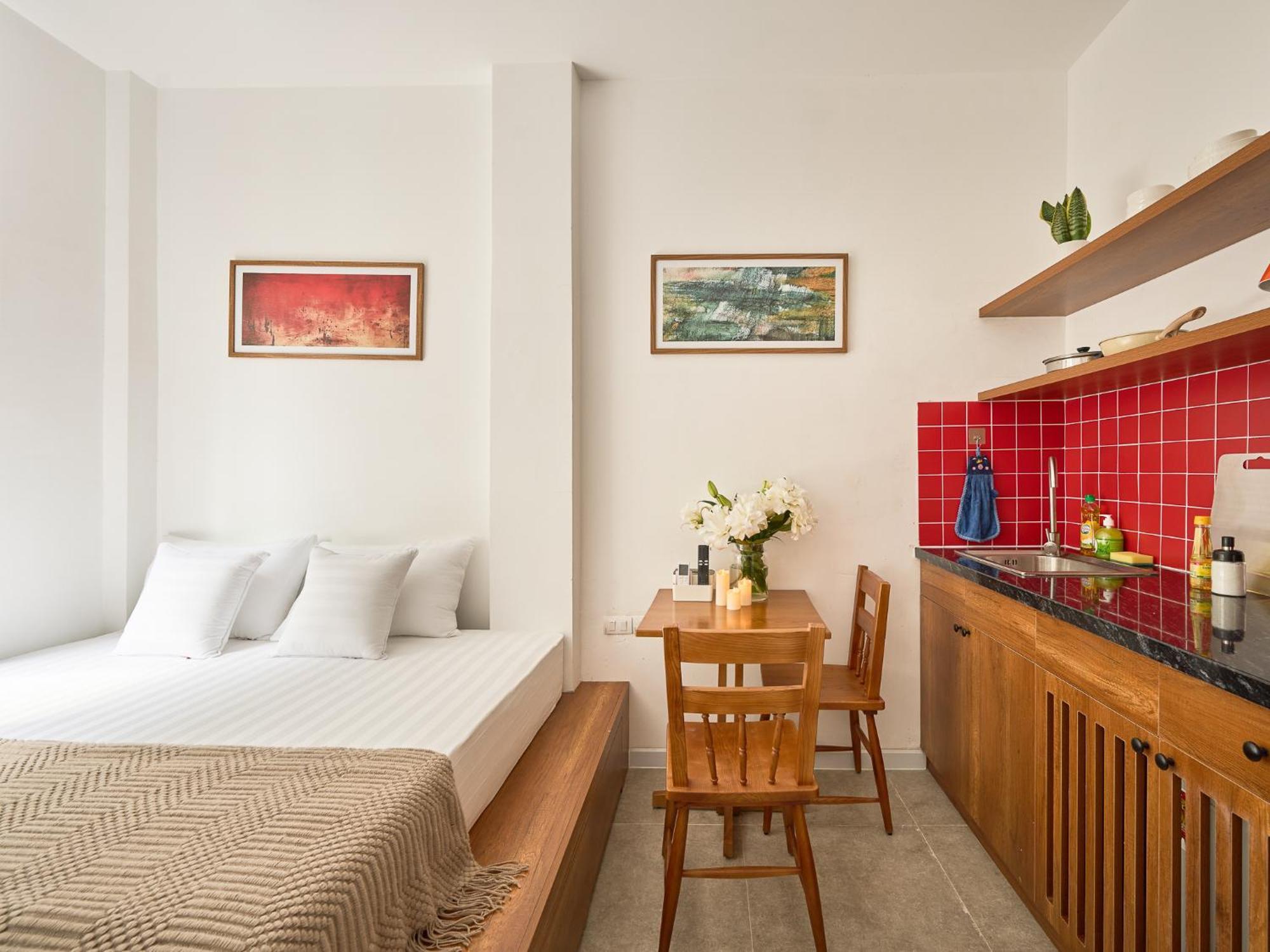The Silk Lantern Saigon-tranquil With Private Rooftop For Group-free Laundry Apartment Ho Chi Minh City